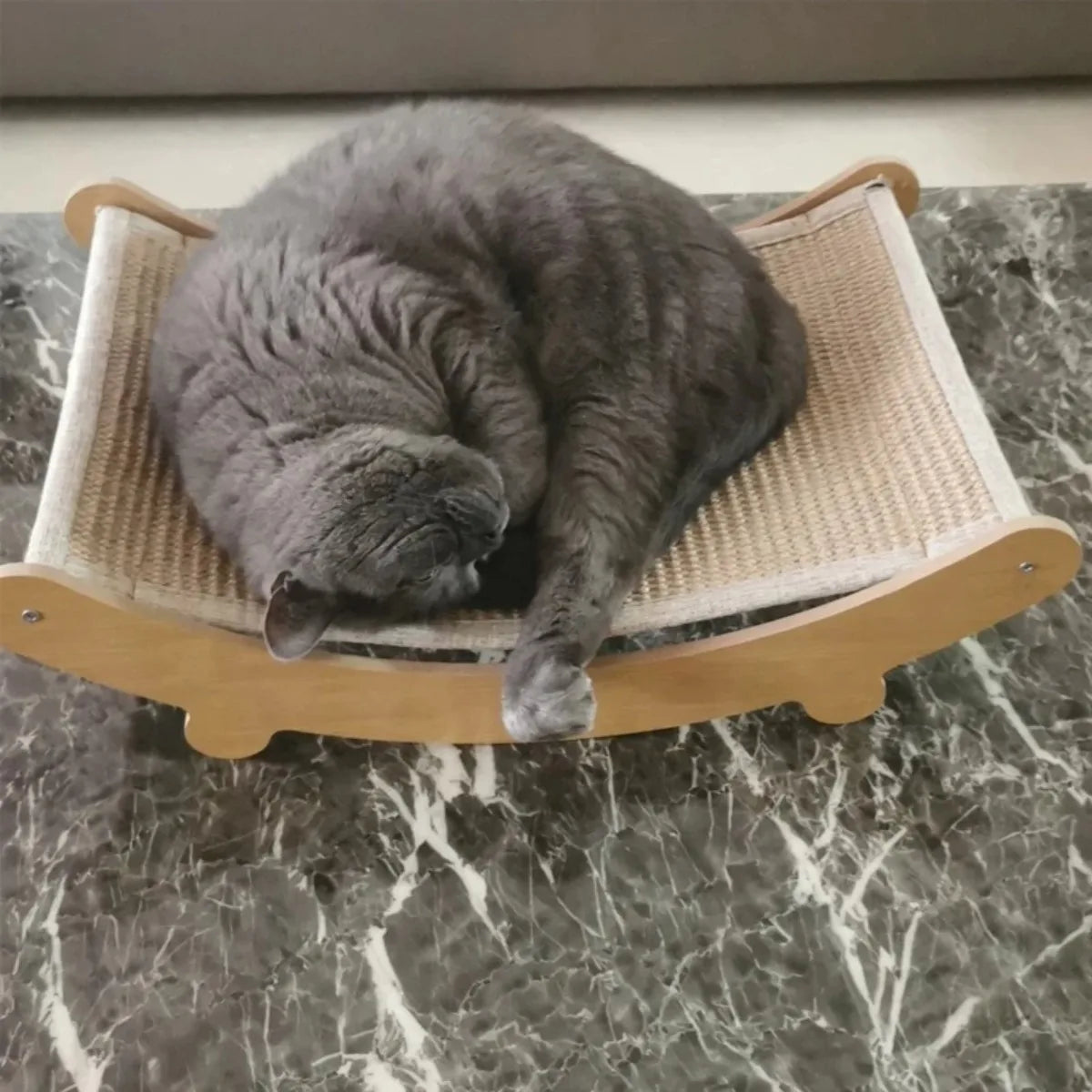 Griffoir en Sisal & Bois pour Chat – Design Naturel & Stable